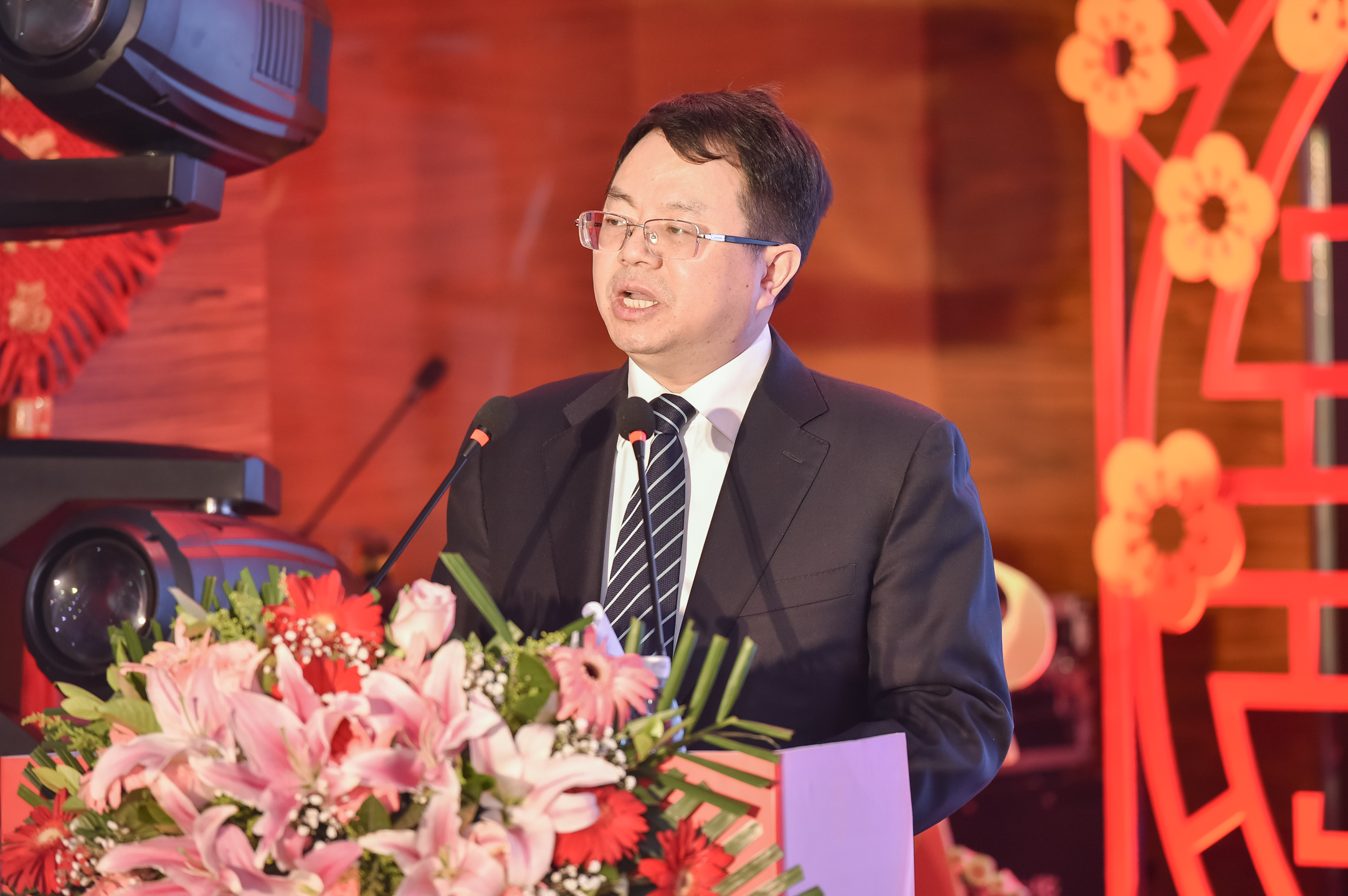 021b10e0-e2a4-4e6f-a375-730ecc47c17e