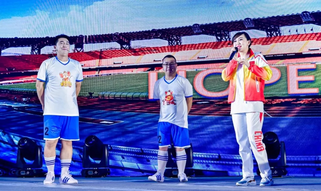 5aNajiToT7-1gf3DkE_Duw