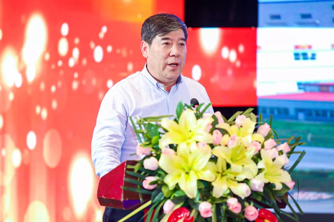 Kvr0XZ5ISkOtJ2UNZvnX8Q