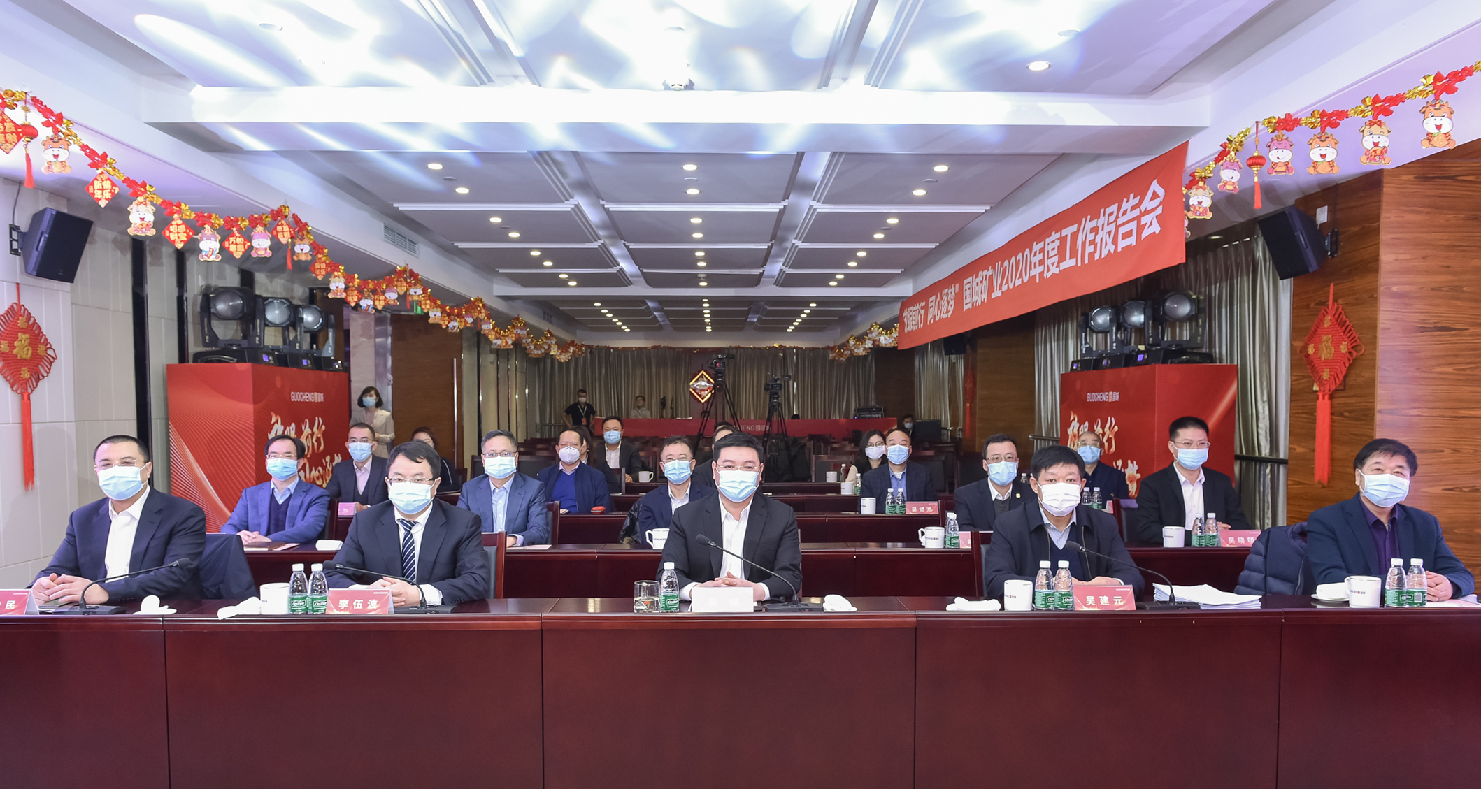 c8c3ba65-e459-43e4-843f-3b876eb98853