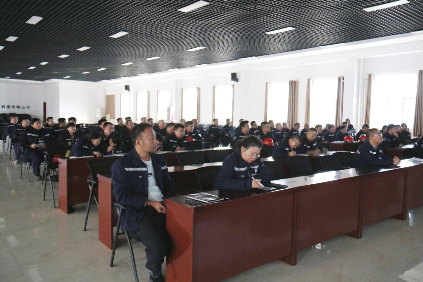 f74ee4c2-e3ac-4574-981f-b7671c799001